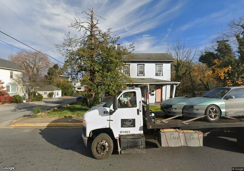 202 S Royal Ave unit 3, Front Royal, VA 22630 - photo 1