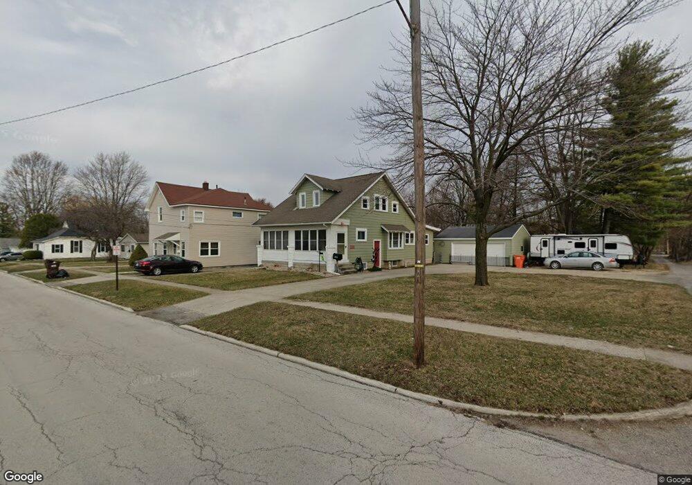 524 Frazer St, Findlay, OH 45840 - photo 1