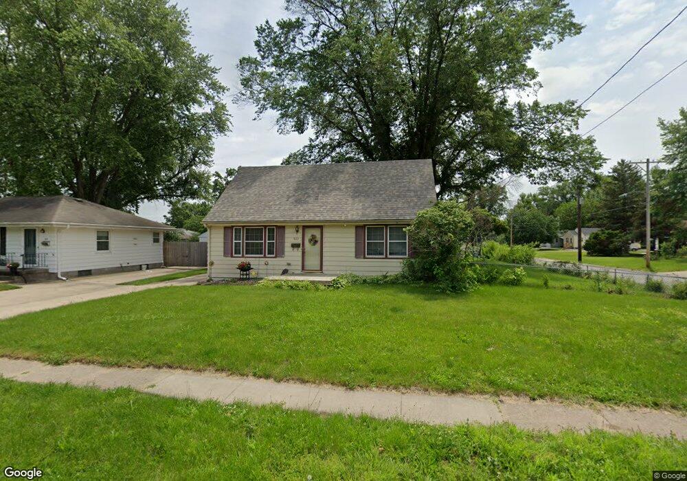 627 E Shawnee Ave, Des Moines, IA 50313 - photo 1