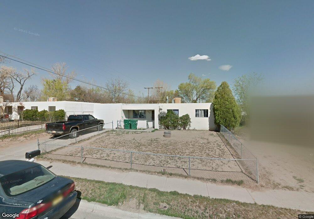 3904 Sierra Vista Dr, Farmington, NM 87402 - photo 1