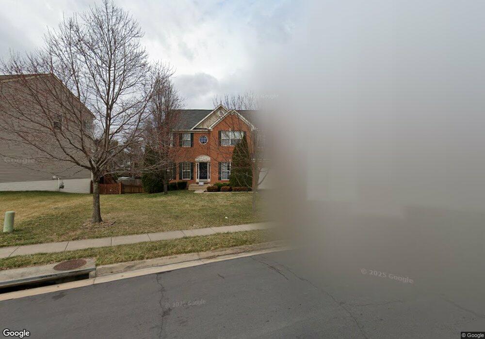 10200 Breezeway Dr, Nokesville, VA 20181 - photo 1