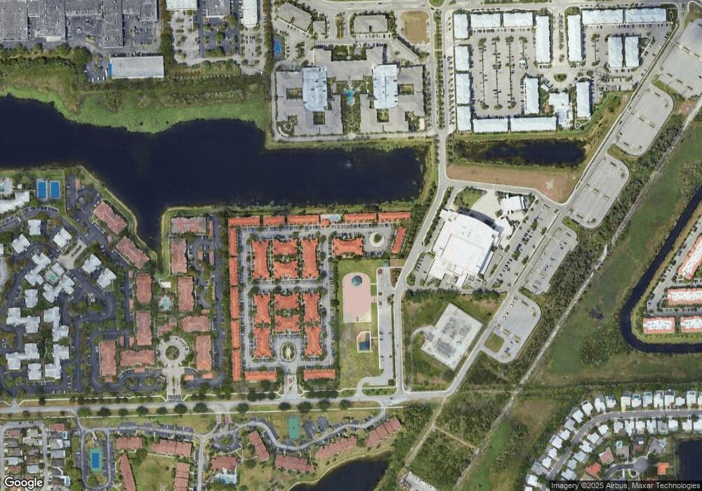 10584 SW 6th St, Pembroke Pines, FL 33025 - photo 1