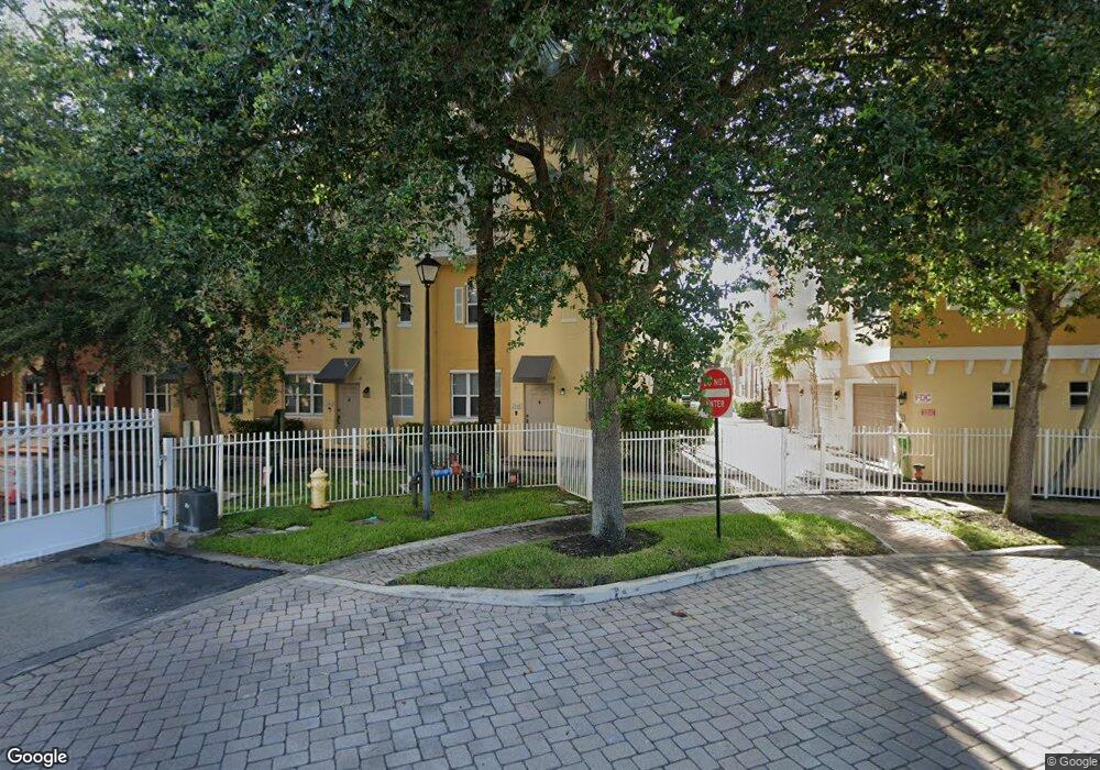 2348 Vintage Dr unit 14, Lighthouse Point, FL 33064 - photo 1