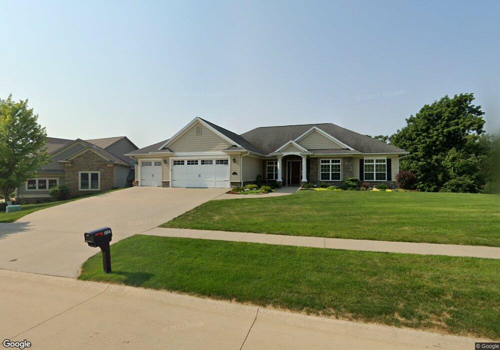3127 Cedar River Ct NE, Cedar Rapids, IA 52411 - photo 1
