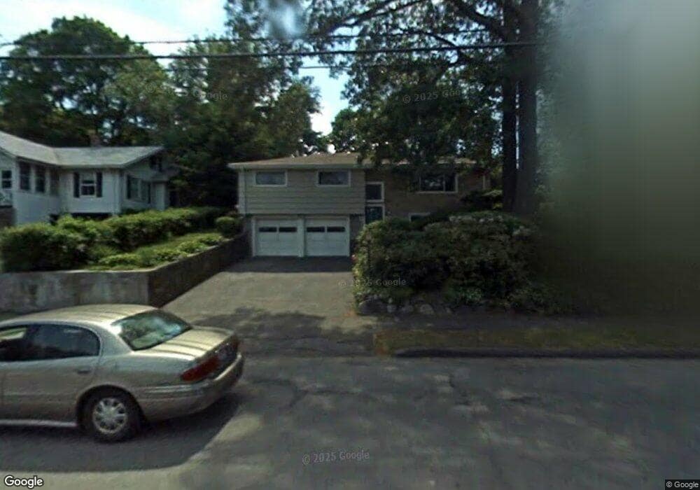 583 Webster St, Needham Heights, MA 02494 - photo 1