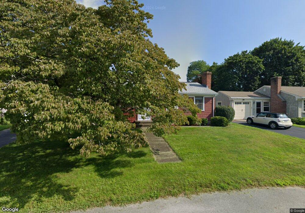 39 Fiske Ave, Cumberland, RI 02864 - photo 1