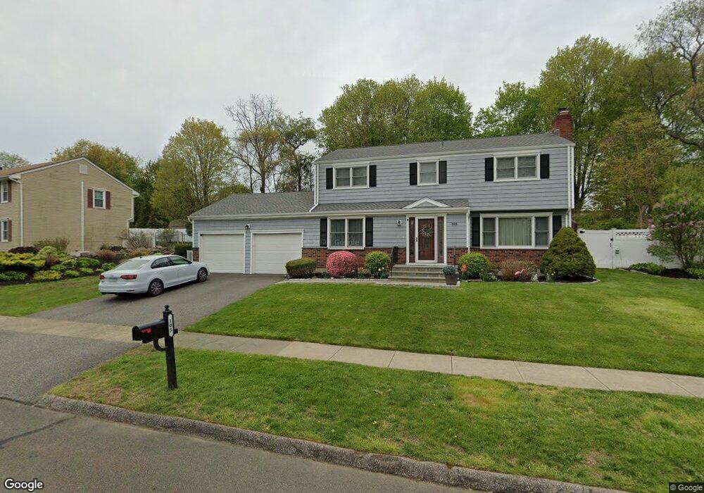 105 Valley View Rd, Stratford, CT 06614 - photo 1