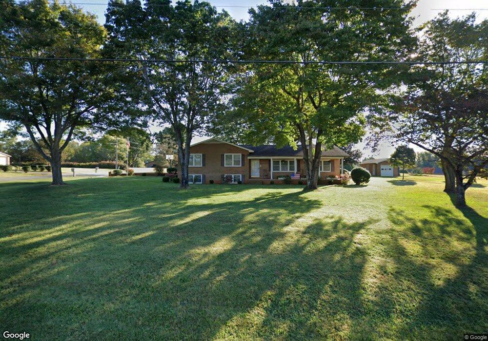 104 Wintergreen Cir, Statesville, NC 28677 - photo 1