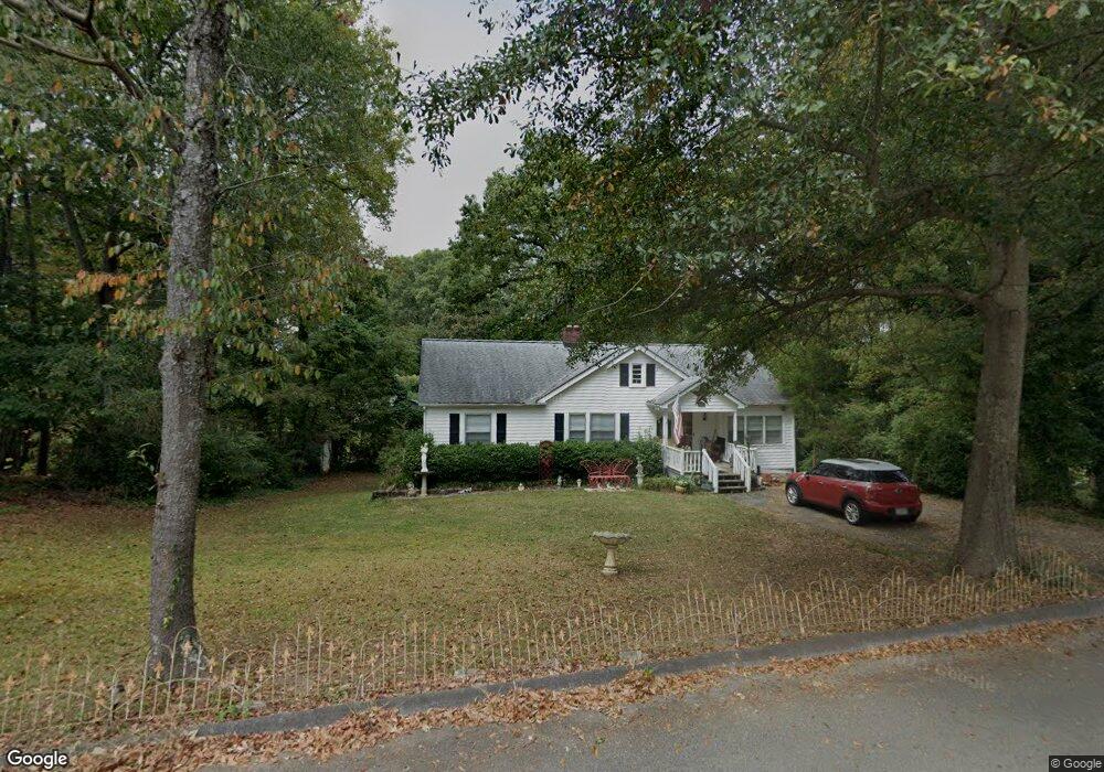 233 Wildwood Cir, Clarkesville, GA 30523 - photo 1