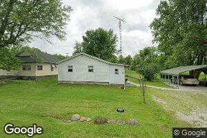 426 W Washington Ave, Nokomis, IL 62075