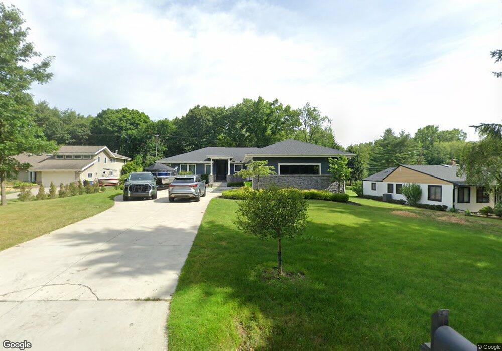 5960 Upper Straits Blvd, West Bloomfield, MI 48324 - photo 1