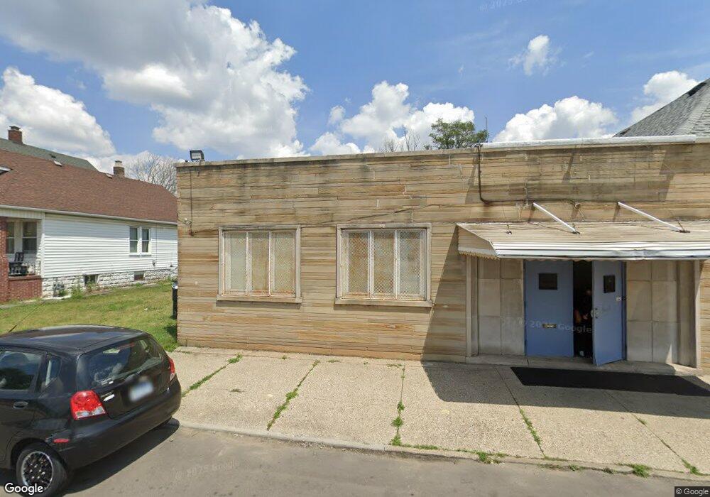 12514 Mcdougall St, HamtraMcK, MI 48212 - photo 1