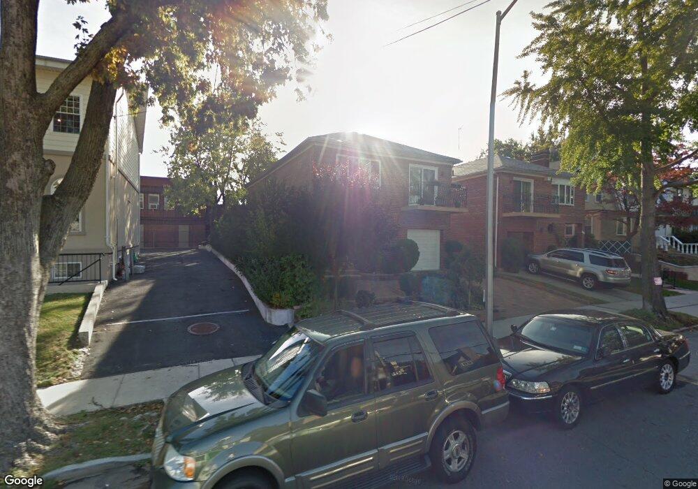 4311 170th St, Flushing, NY 11358 - photo 1