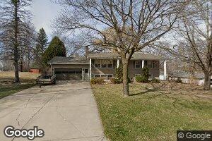 5056 Westmill Rd, Minnetonka, MN 55345
