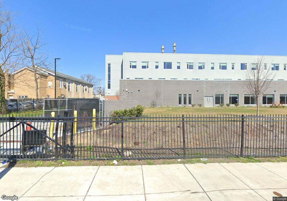 739 Sycamore St, Camden, NJ 08103 - photo 1