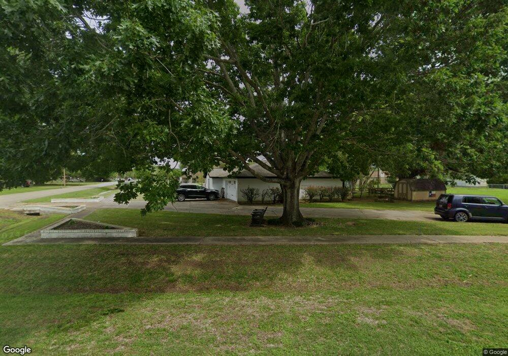 337 San Bernard St, Bay City, TX 77414 - photo 1