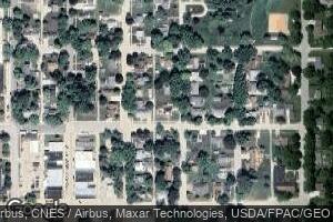 307 2nd St NE, Buffalo Center, IA 50424