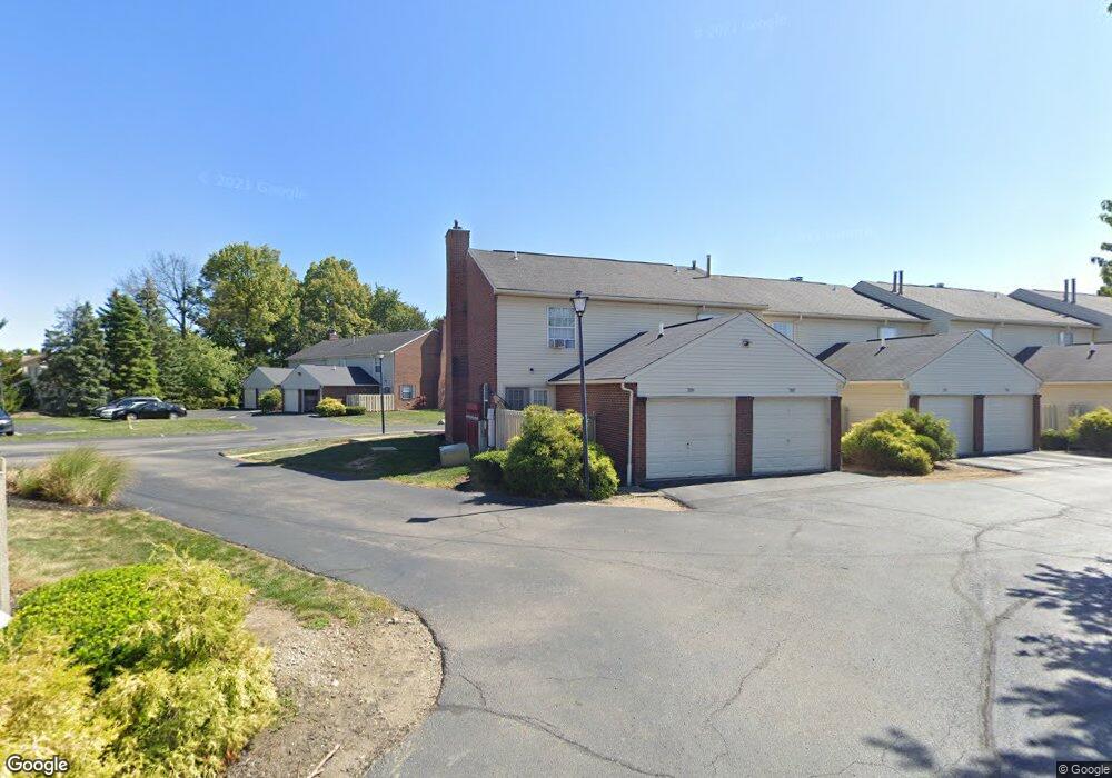 7897 Crossover Blvd, Columbus, OH 43235 - photo 1