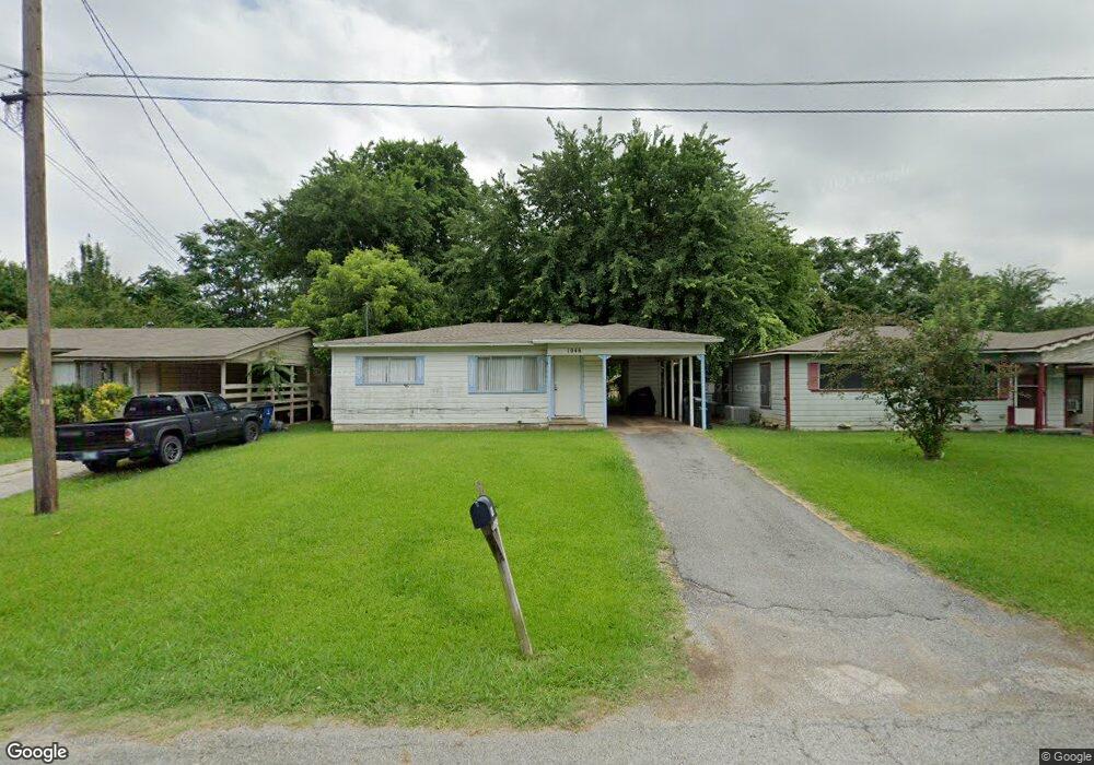 1046 Star St, Denison, TX 75020 - photo 1