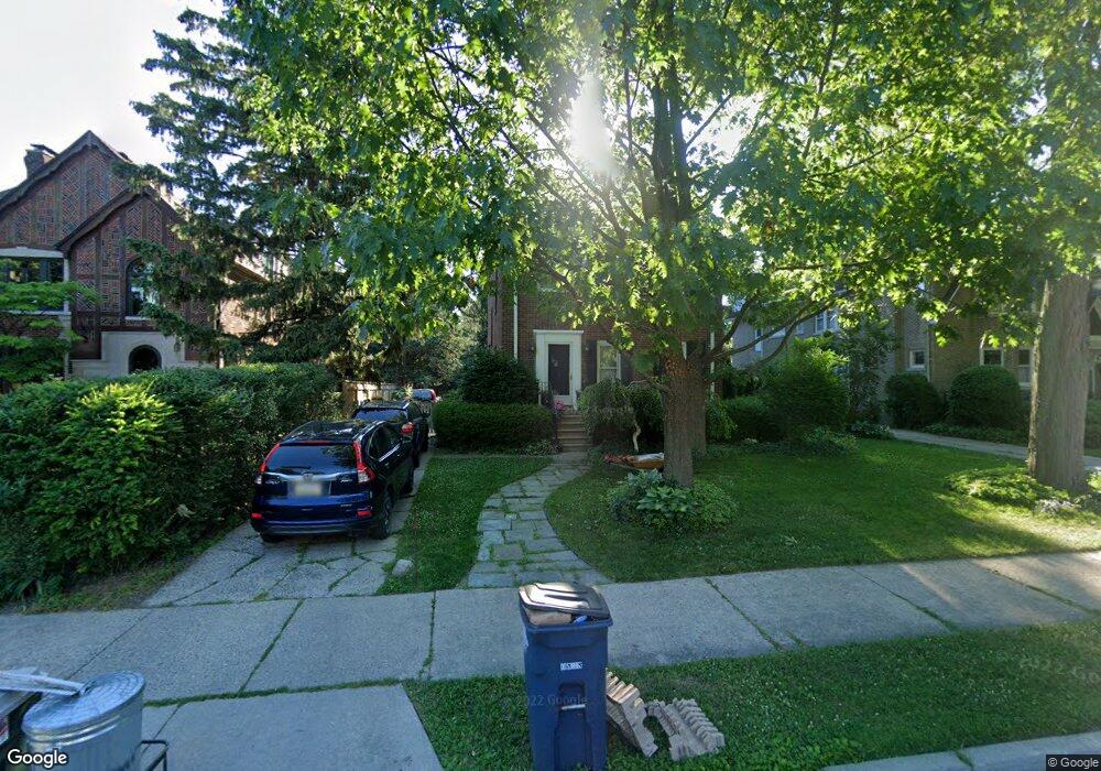 606 Neff Rd, Grosse Pointe, MI 48230 - photo 1