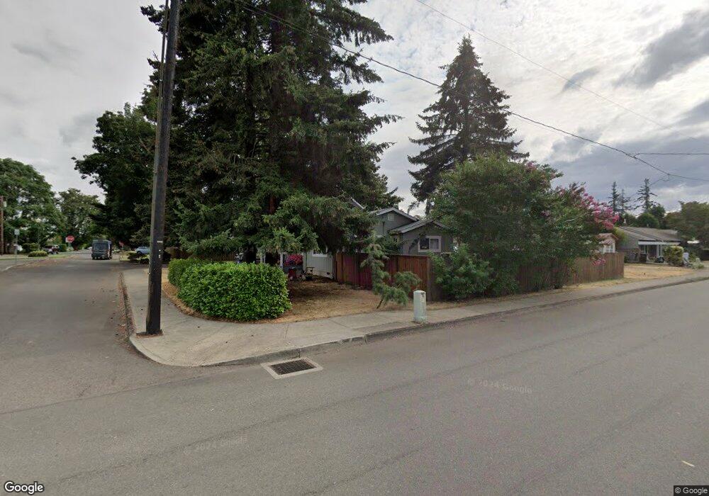 741 N Holly St, Canby, OR 97013 - photo 1