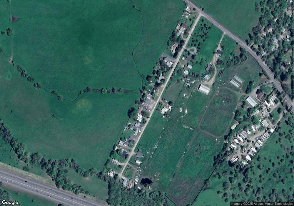 7441 Maple Ln, Central Point, OR 97502 - photo 1