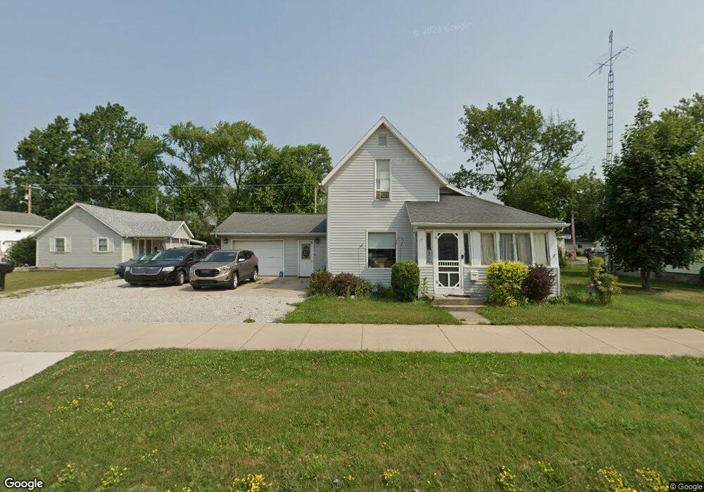 806 W Market St, Nappanee, IN 46550 - photo 1