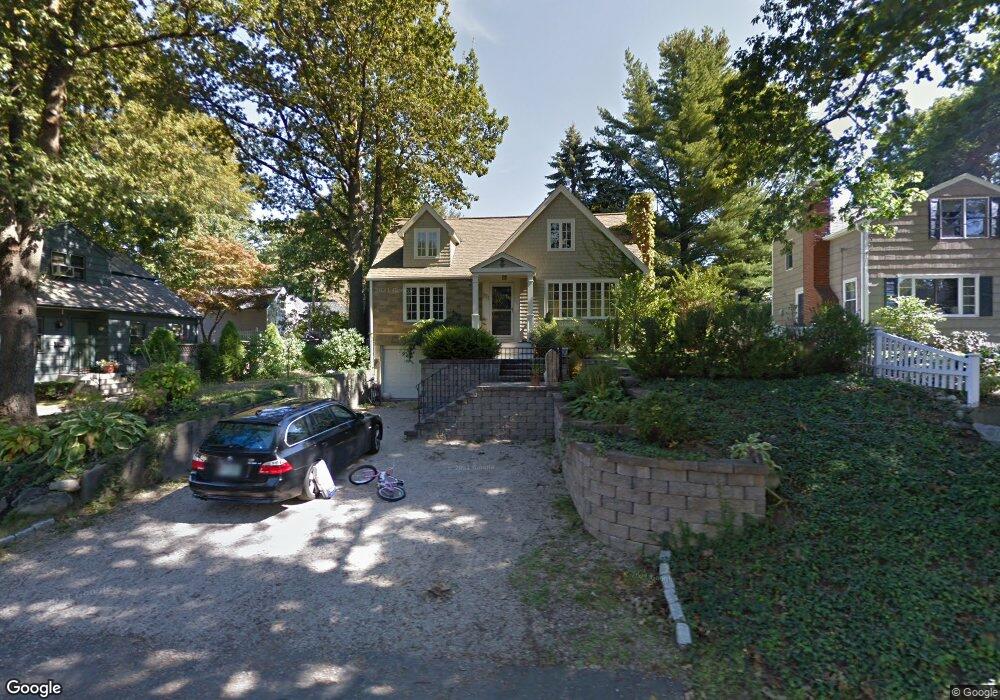 171 Elwyn Ave, Portsmouth, NH 03801 - photo 1