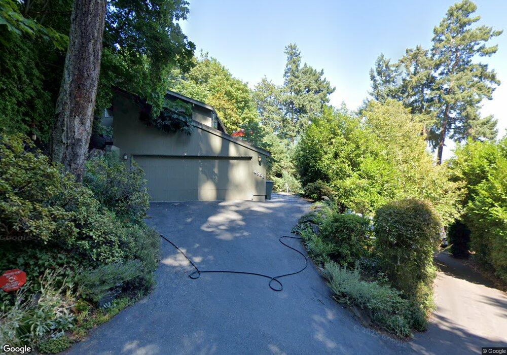 4560 E Mercer Way, Mercer Island, WA 98040 - photo 1