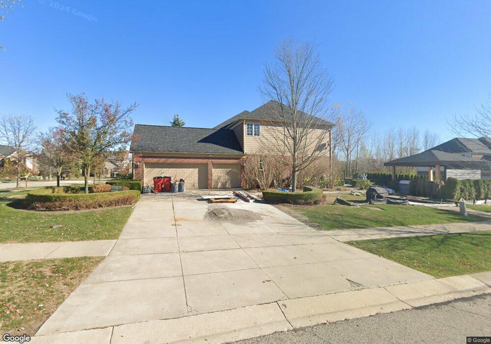 6914 Covington Ct, West Bloomfield, MI 48322 - photo 1