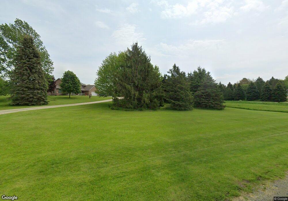 7136 Kettle View Dr S, West Bend, WI 53090 - photo 1