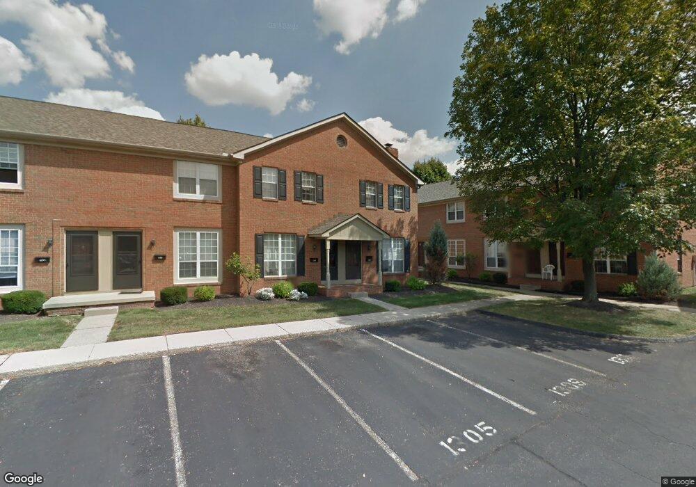 1305 Palmer House Ct, Columbus, OH 43235 - photo 1