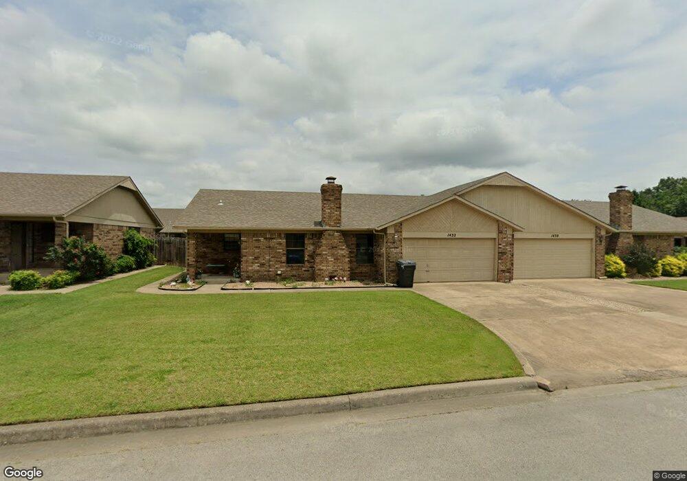 1432 Windsor Dr, Ardmore, OK 73401 - photo 1