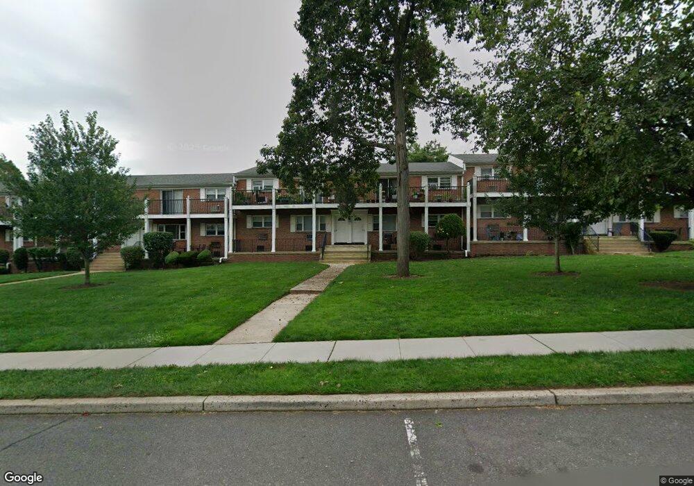 394 Hamilton St unit B, Somerset, NJ 08873 - photo 1