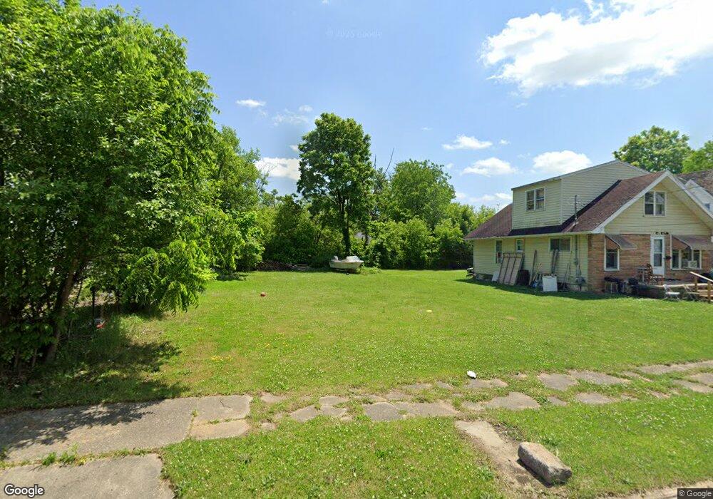 2041 Stanford Ave, Flint, MI 48503 - photo 1