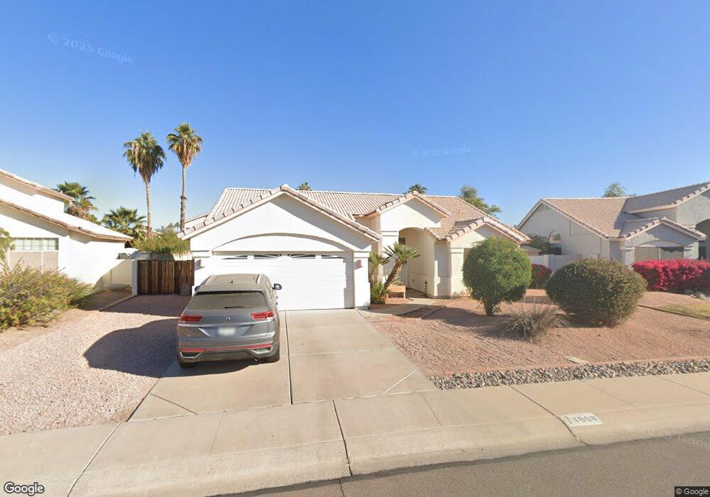 1668 E Golden Ln, Chandler, AZ 85225 - photo 1