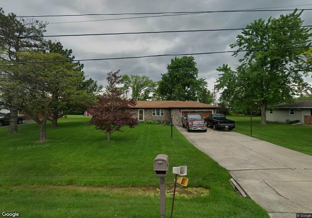 21831 W Middlesex Dr N, Genoa, OH 43430 - photo 1