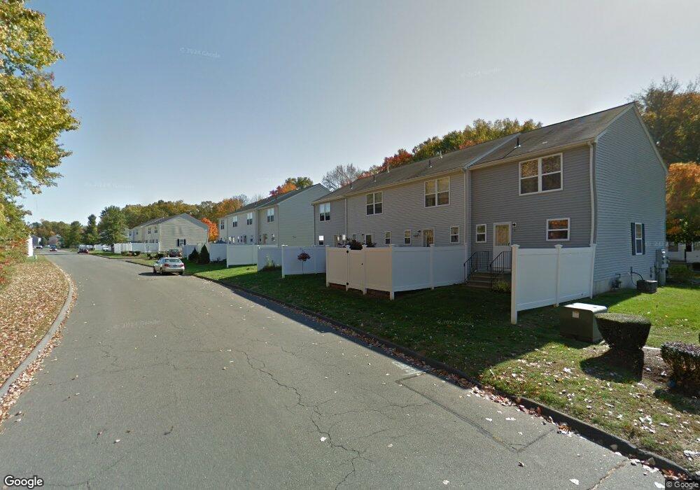 8 Periwinkle Ln, Glastonbury, CT 06033 - photo 1