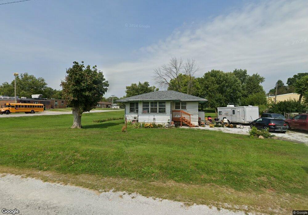 609 4th St, Maxwell, IA 50161 - photo 1