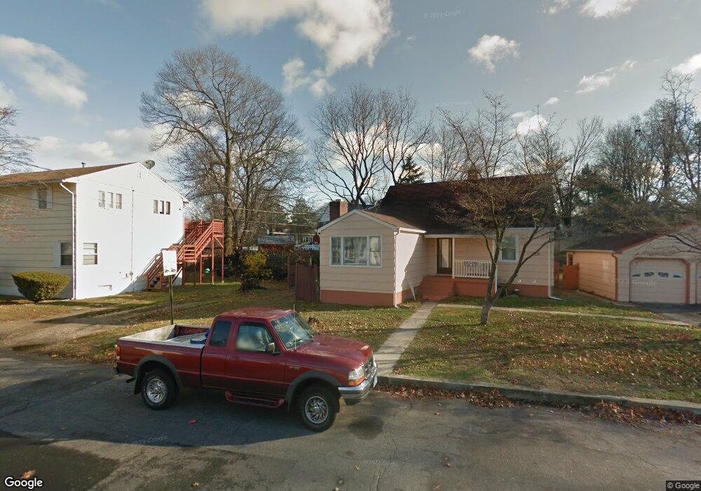 35 Ronald Cir, Bridgeport, CT 06610 - photo 1