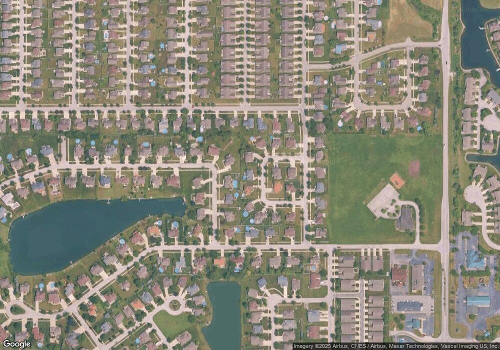 10538 Kirby Cir, Crown Point, IN 46307 - photo 1