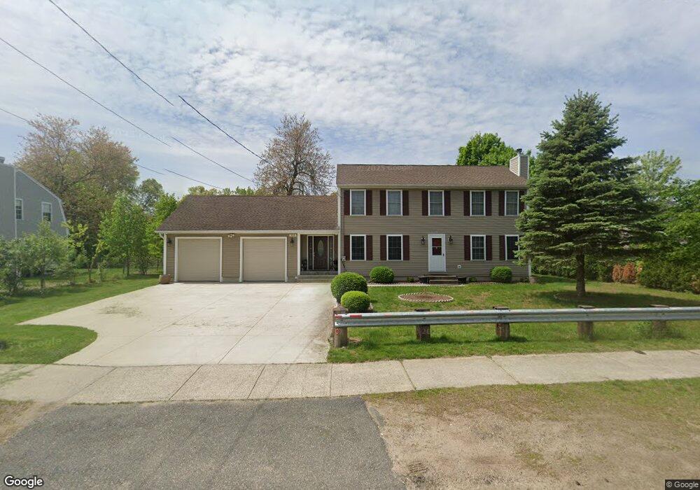 333 Amostown Rd, West Springfield, MA 01089 - photo 1