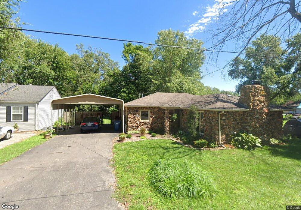 304 N Prospect St, Nixa, MO 65714 - photo 1