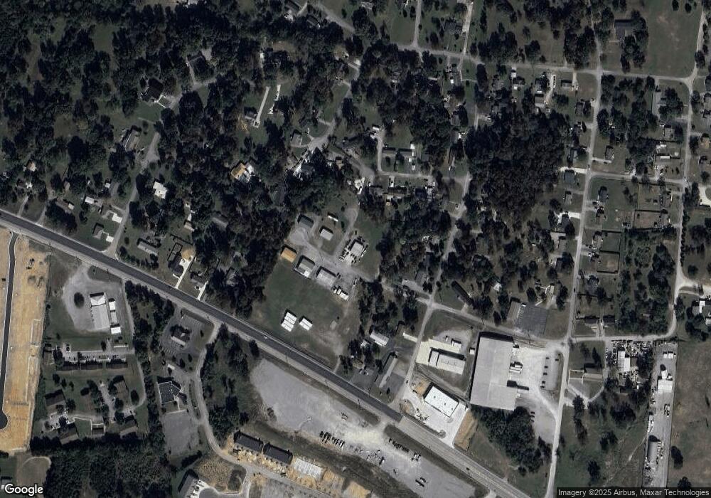 125 April Ln, Shelbyville, TN 37160 - photo 1