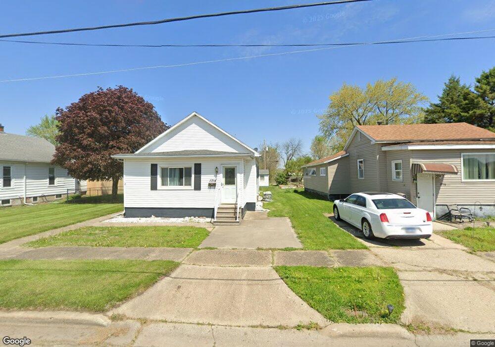 1714 Delavan St, Lincoln, IL 62656 - photo 1