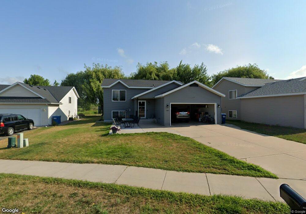 1641 Peach Ct NE, Sauk Rapids, MN 56379 - photo 1