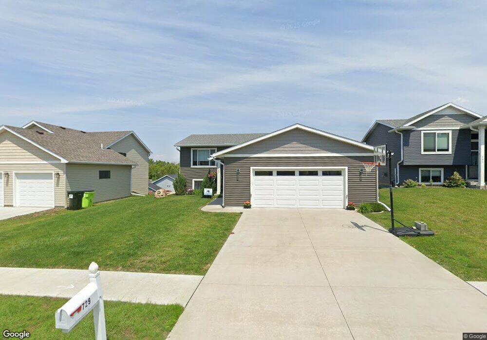 729 19th St, Zumbrota, MN 55992 - photo 1