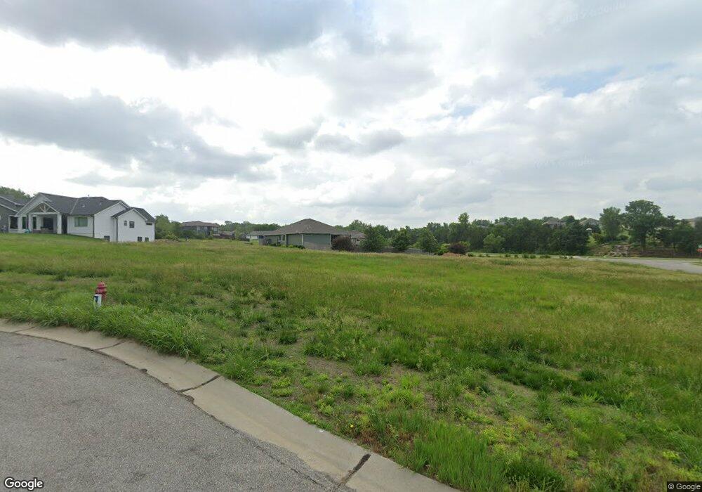 6211 SW 46th Ct, Topeka, KS 66610 - photo 1