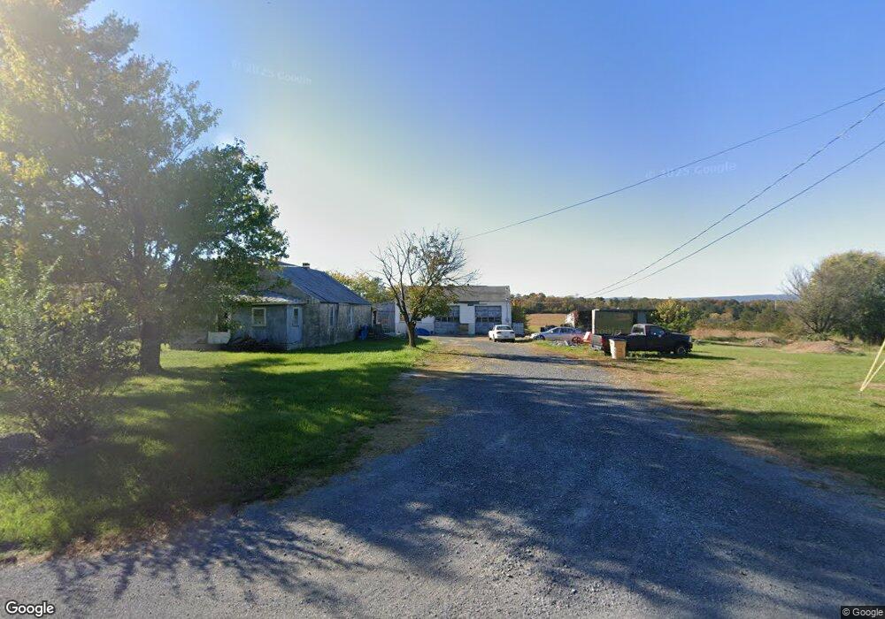 63 Cheshire Rd, Bunker Hill, WV 25413 - photo 1