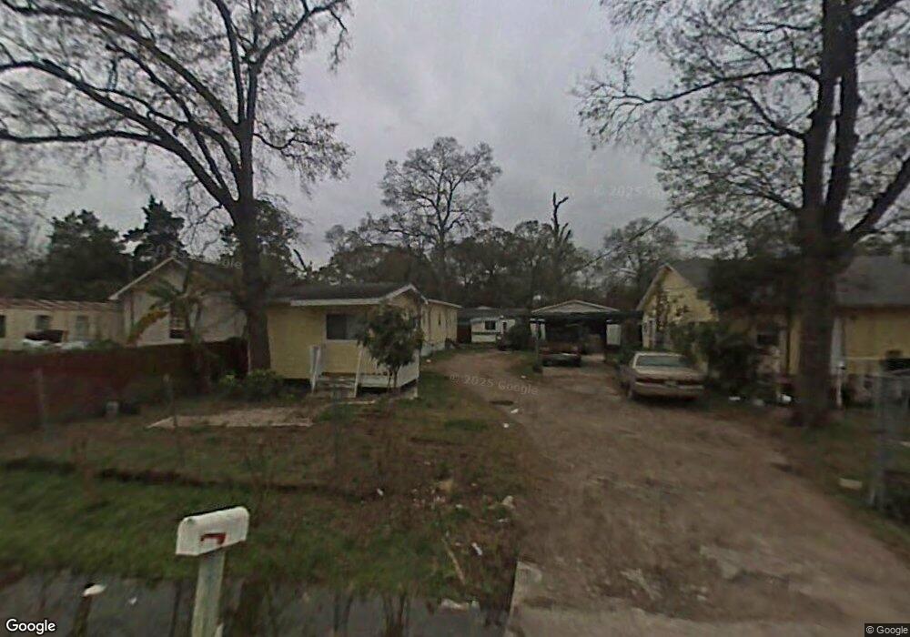 14340 Victoria St, Houston, TX 77015 - photo 1